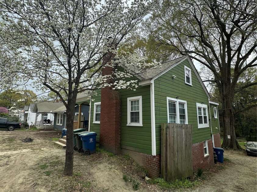 2505 Chapel Hill Road, Durham, NC 27707.  MLS# CAR4250049, YatesRealty ID 9193. 