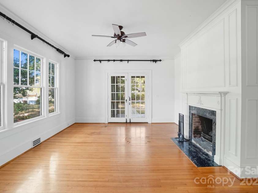 504 York Street, Gastonia, NC 28052.  MLS# CAR4313716, YatesRealty ID 9193. 