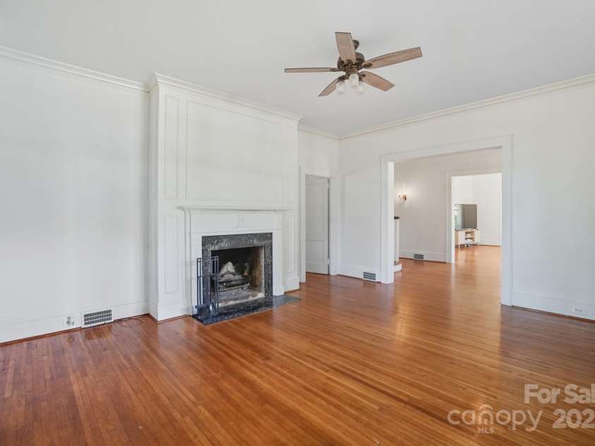 504 York Street, Gastonia, NC 28052.  MLS# CAR4313716, YatesRealty ID 9193. 
