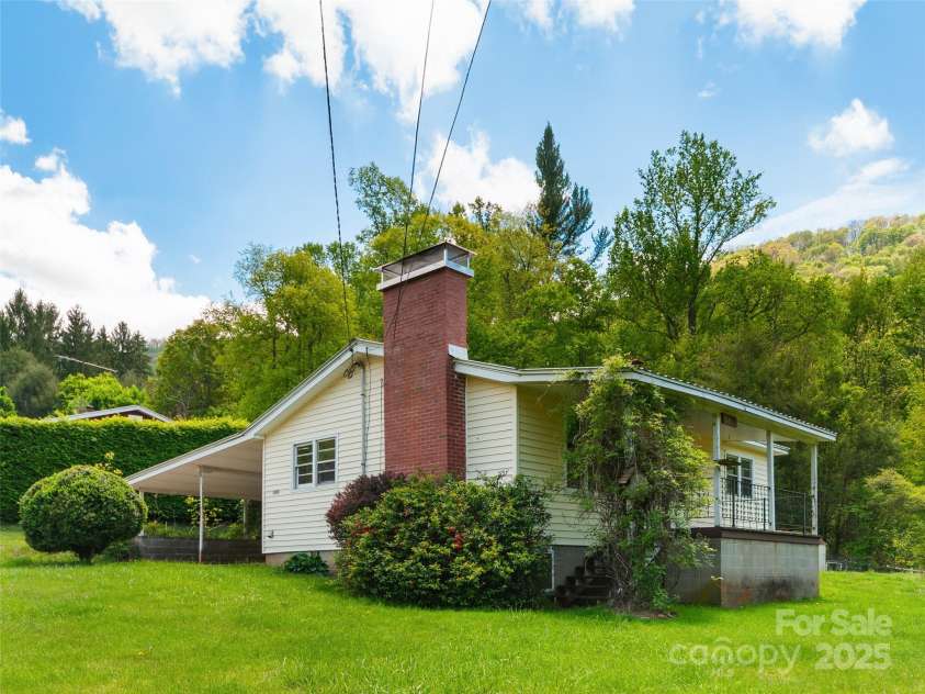 1446 Camp Branch Road, Waynesville, NC 28786.  MLS# CAR4253159, YatesRealty ID 9194. 