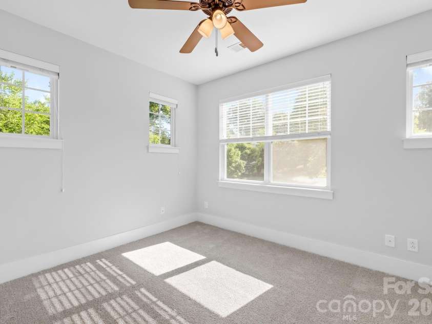 605 Village Main Circle, Davidson, NC 28036.  MLS# CAR4364867, YatesRealty ID 9194. 