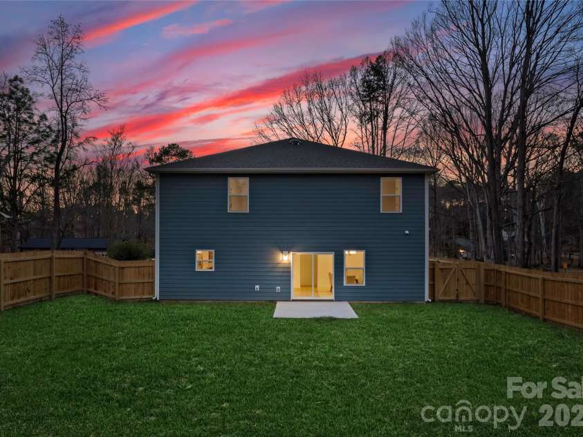 12722 Hamilton Road, Charlotte, NC 28273.  MLS# CAR4358654, YatesRealty ID 9196. 