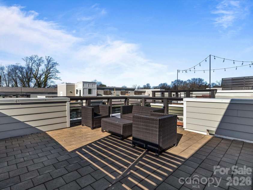 1621 Cannon View Lane, Charlotte, NC 28208.  MLS# CAR4364088, YatesRealty ID 9200. 