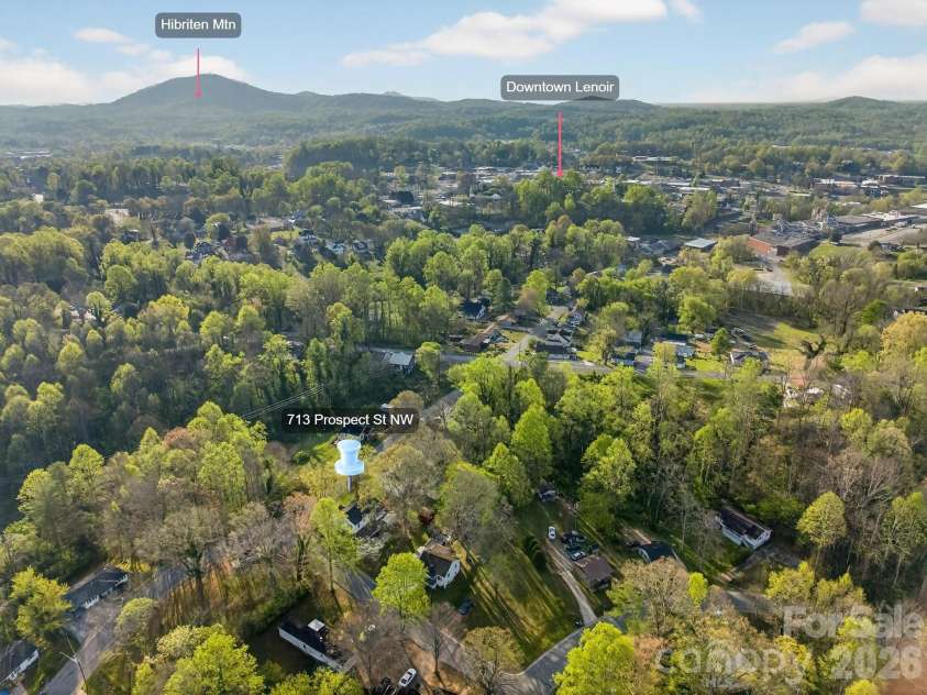 713 Prospect Street, Lenoir, NC 28645.  MLS# CAR4366219, YatesRealty ID 9201. 