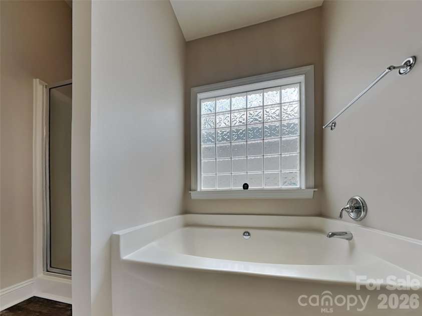 1004 Sentinel Drive, Indian Trail, NC 28079.  MLS# CAR4366456, YatesRealty ID 9202. Primary bathroom