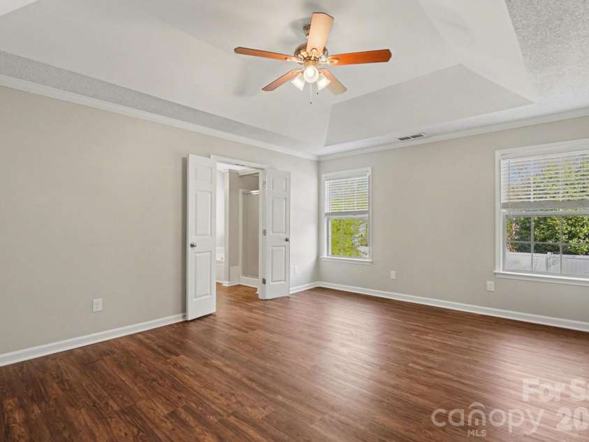 13003 Shannon Park Lane, Charlotte, NC 28273.  MLS# CAR4366014, YatesRealty ID 9203. 