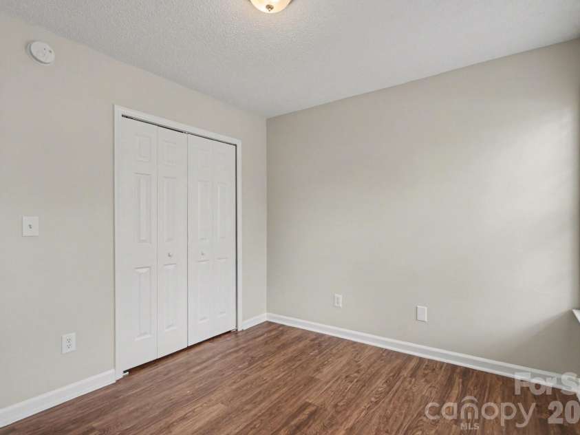 13003 Shannon Park Lane, Charlotte, NC 28273.  MLS# CAR4366014, YatesRealty ID 9203. 