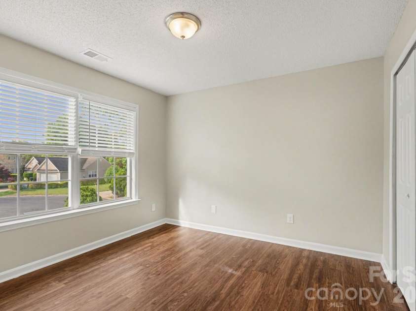 13003 Shannon Park Lane, Charlotte, NC 28273.  MLS# CAR4366014, YatesRealty ID 9203. 