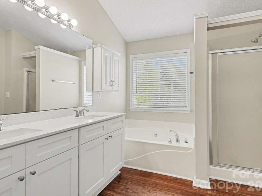13003 Shannon Park Lane, Charlotte, NC 28273.  MLS# CAR4366014, YatesRealty ID 9203. 