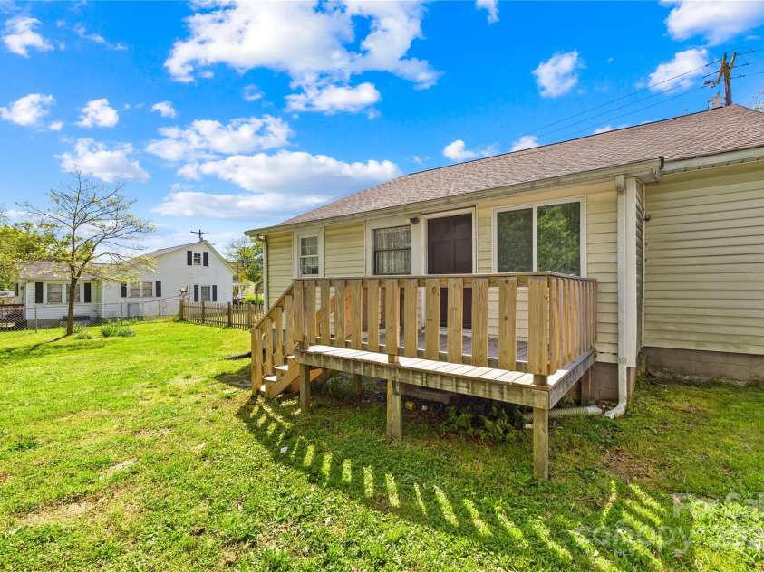 406 Gaston Street, Dallas, NC 28034.  MLS# CAR4249634, YatesRealty ID 9204. Back deck