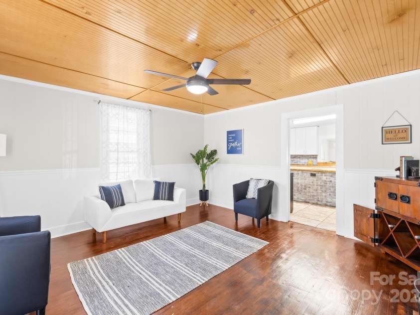 406 Gaston Street, Dallas, NC 28034.  MLS# CAR4249634, YatesRealty ID 9204. Living Room/Kitchen Entry