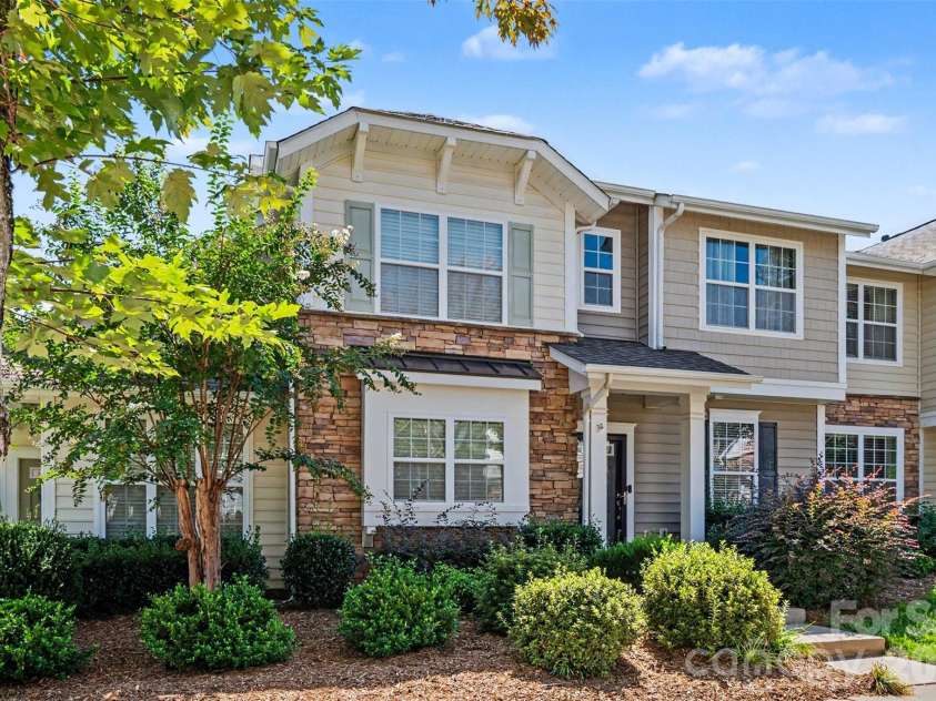 8033 Willow Branch Drive, Waxhaw, NC 28173.  MLS# CAR4422291, YatesRealty ID 9205. 