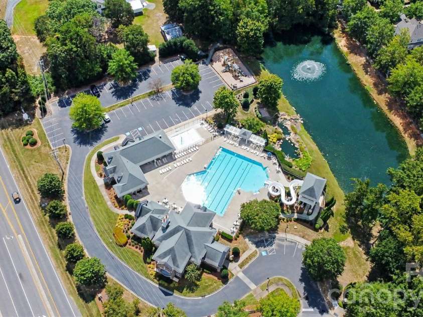 8033 Willow Branch Drive, Waxhaw, NC 28173.  MLS# CAR4422291, YatesRealty ID 9205. 