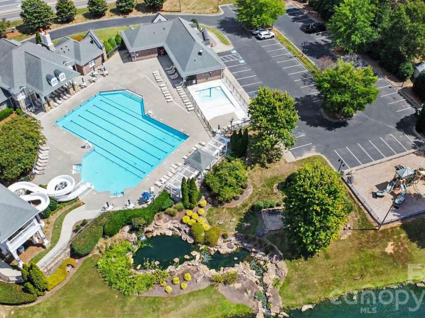 8033 Willow Branch Drive, Waxhaw, NC 28173.  MLS# CAR4422291, YatesRealty ID 9205. 