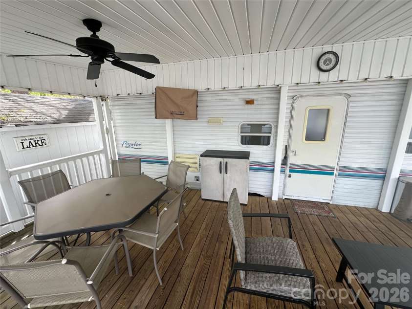 109 Pine Street, New London, NC 28127.  MLS# CAR4366175, YatesRealty ID 9207. 