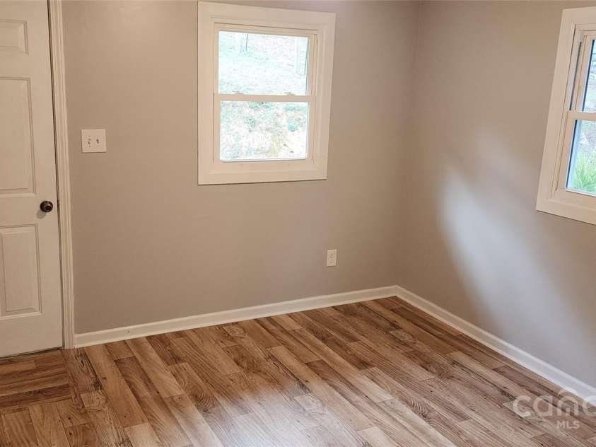 75 Peake Street, Tryon, NC 28782.  MLS# CAR4199497, YatesRealty ID 9207. 