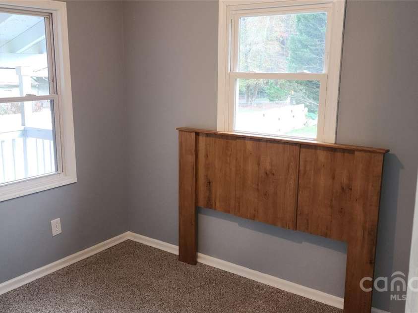 75 Peake Street, Tryon, NC 28782.  MLS# CAR4199497, YatesRealty ID 9207. 