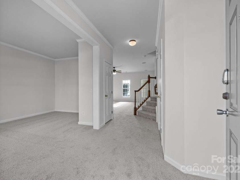 7007 Church Wood Lane, Huntersville, NC 28078.  MLS# CAR4221058, YatesRealty ID 9208. Entry