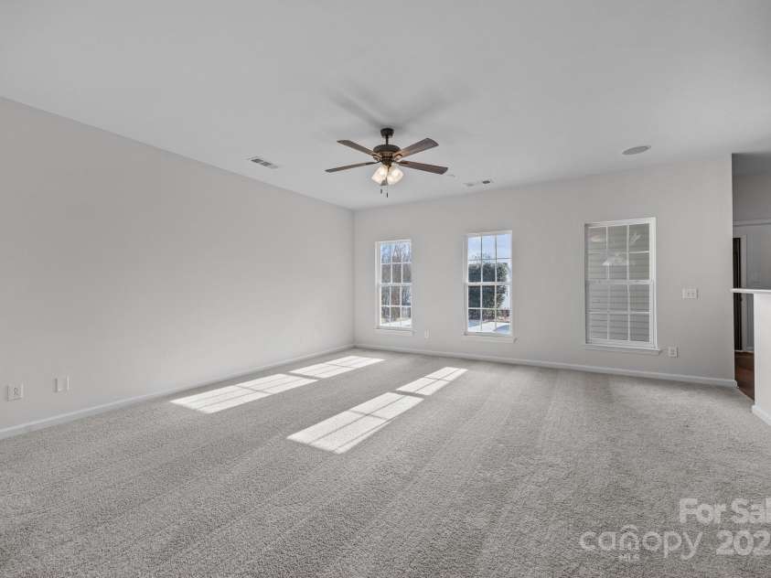 7007 Church Wood Lane, Huntersville, NC 28078.  MLS# CAR4221058, YatesRealty ID 9208. Family Room