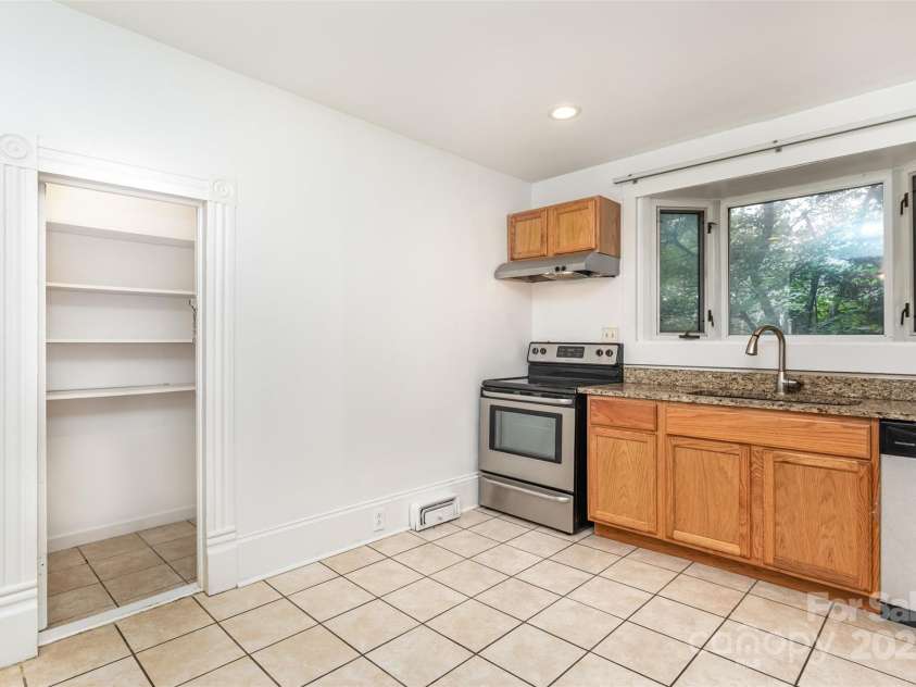 425 Maupin Avenue, Salisbury, NC 28144.  MLS# CAR4194348, YatesRealty ID 921. Note the pantry!