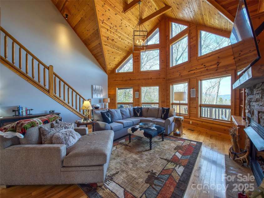53 Kamama Trail, Maggie Valley, NC 28751.  MLS# CAR4130526, YatesRealty ID 9211. 