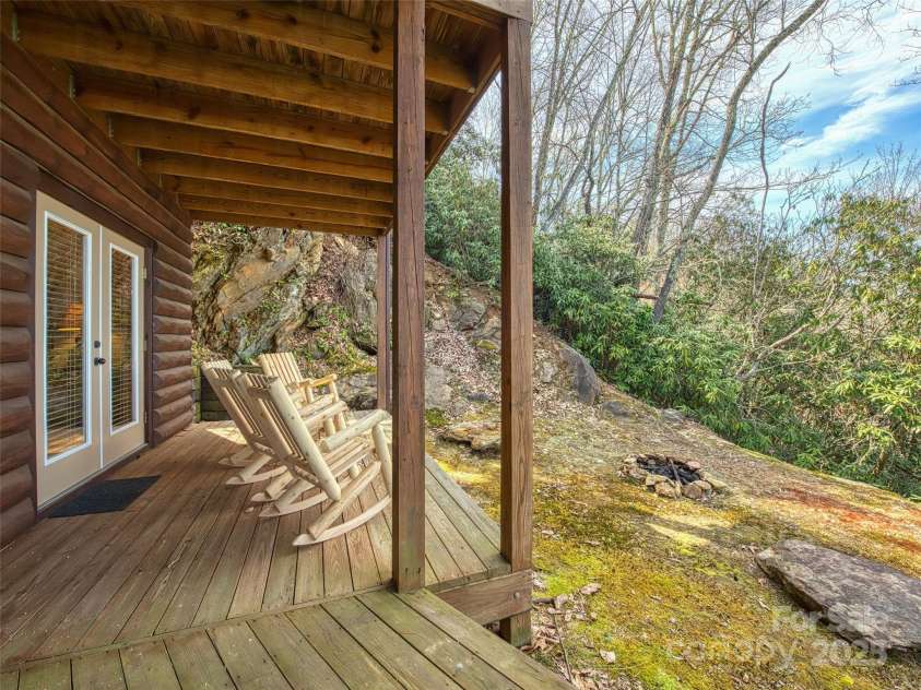 53 Kamama Trail, Maggie Valley, NC 28751.  MLS# CAR4130526, YatesRealty ID 9211. 