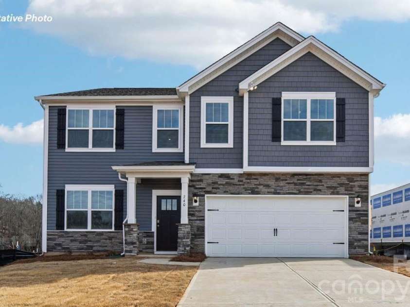 3943 Ashton Drive, Conover, NC 28613.  MLS# CAR4366552, YatesRealty ID 9212. 