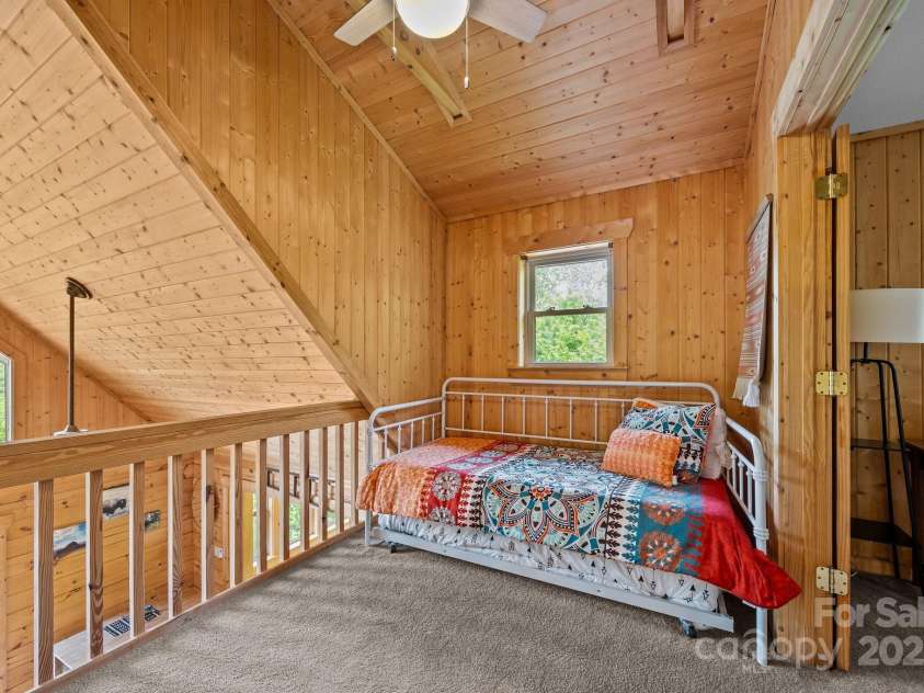 173 Mistletoe Park, Lake Lure, NC 28746.  MLS# CAR4252305, YatesRealty ID 9215. 