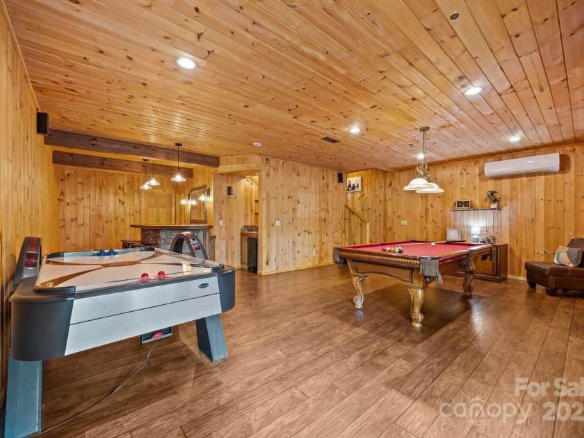 173 Mistletoe Park, Lake Lure, NC 28746.  MLS# CAR4252305, YatesRealty ID 9215. 