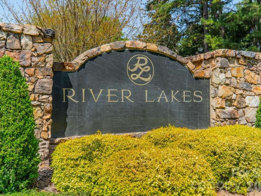 8113 Bay View Lane, Belmont, NC 28012.  MLS# CAR4366423, YatesRealty ID 9215. 