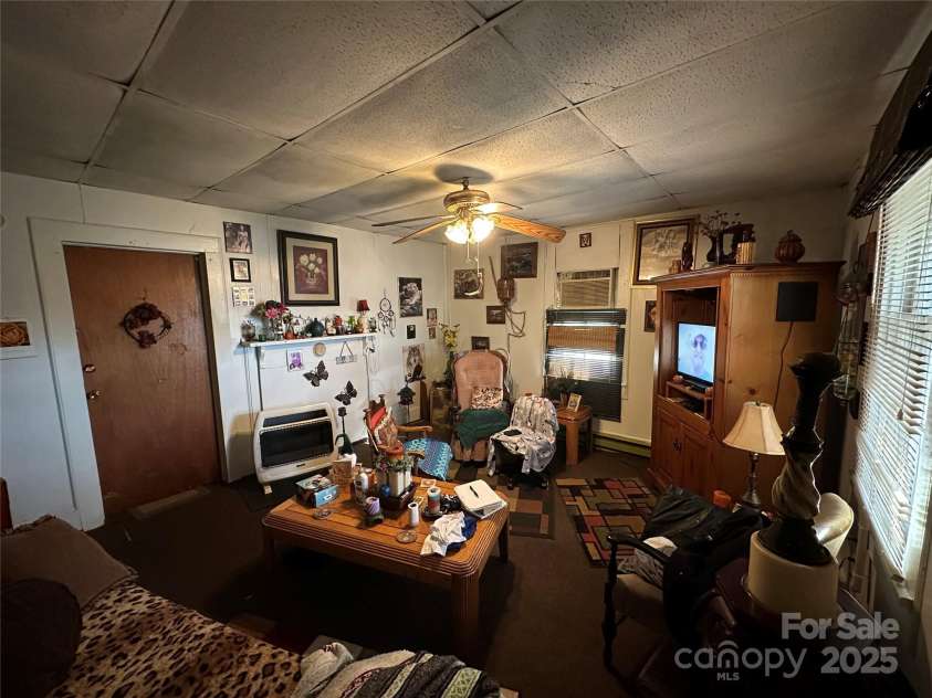 1210 Congress Street, Gastonia, NC 28054.  MLS# CAR4249133, YatesRealty ID 9216. 