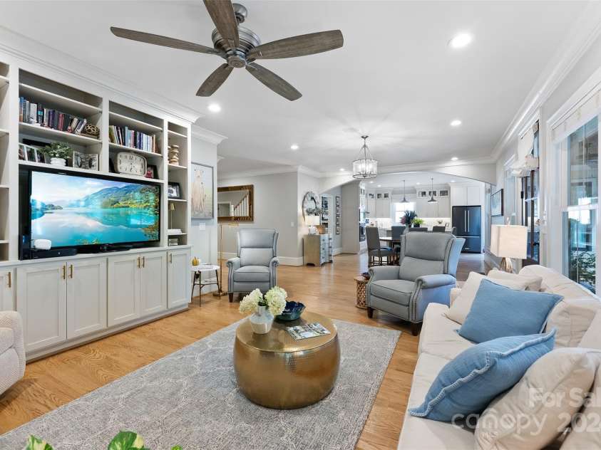 534 Coman Lane, Kings Mountain, NC 28086.  MLS# CAR4181106, YatesRealty ID 9218. 