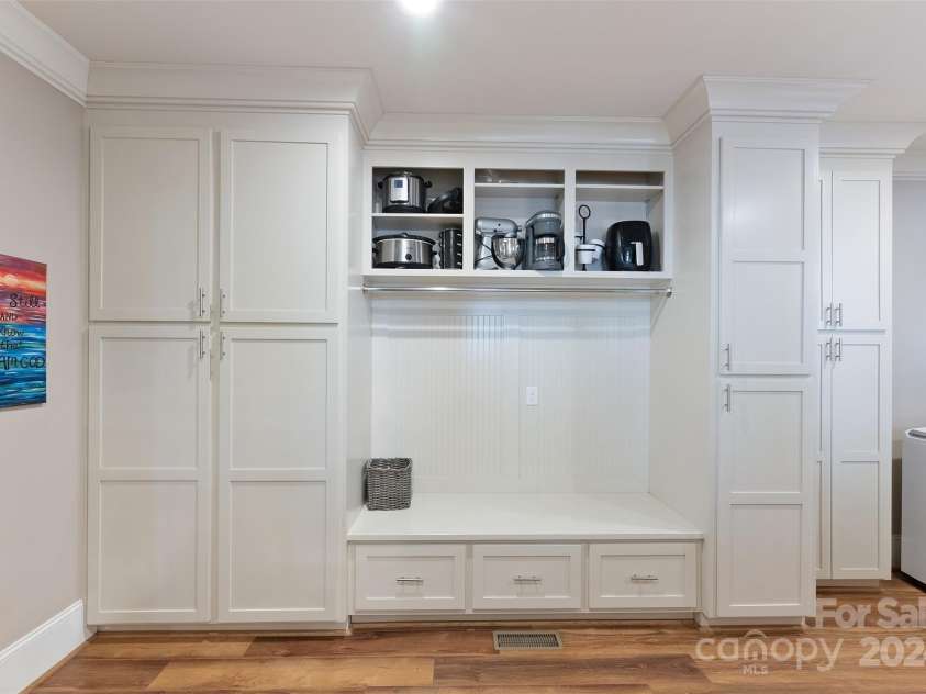 534 Coman Lane, Kings Mountain, NC 28086.  MLS# CAR4181106, YatesRealty ID 9218. 