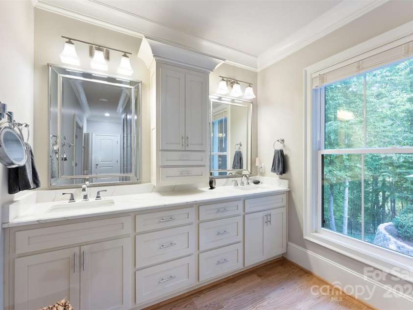 534 Coman Lane, Kings Mountain, NC 28086.  MLS# CAR4181106, YatesRealty ID 9218. 
