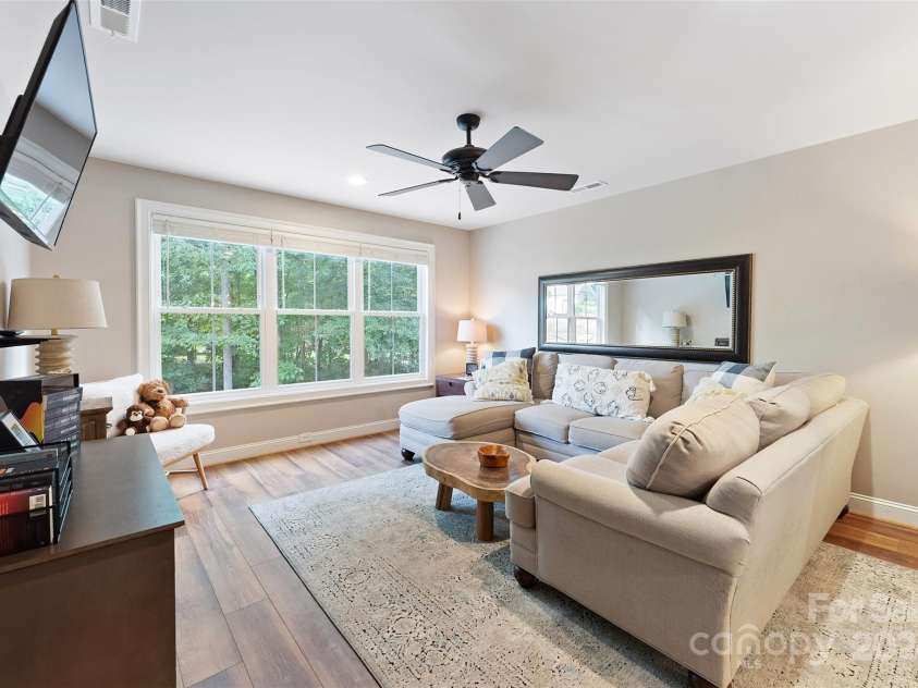 534 Coman Lane, Kings Mountain, NC 28086.  MLS# CAR4181106, YatesRealty ID 9218. 