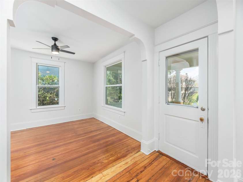 273 Hillside Street, Asheville, NC 28801.  MLS# CAR4366183, YatesRealty ID 9221. 