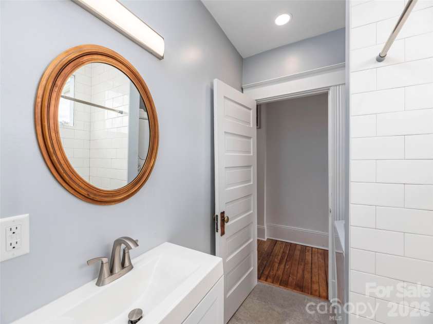 273 Hillside Street, Asheville, NC 28801.  MLS# CAR4366183, YatesRealty ID 9221. 