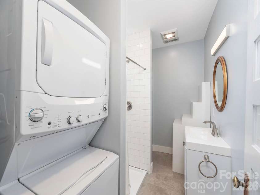 273 Hillside Street, Asheville, NC 28801.  MLS# CAR4366183, YatesRealty ID 9221. 