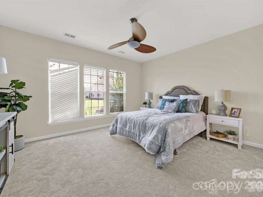 16280 Raven Crest Drive, Fort Mill, SC 29707.  MLS# CAR4365610, YatesRealty ID 9222. 
