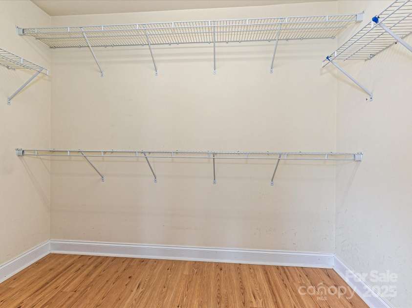 10133 Caldwell Forest Drive, Charlotte, NC 28213.  MLS# CAR4234711, YatesRealty ID 9223. Primary Closet