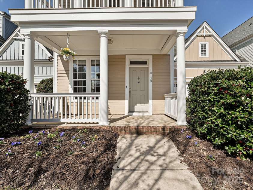 10133 Caldwell Forest Drive, Charlotte, NC 28213.  MLS# CAR4234711, YatesRealty ID 9223. Welcome to 10133 Caldwell Forest!