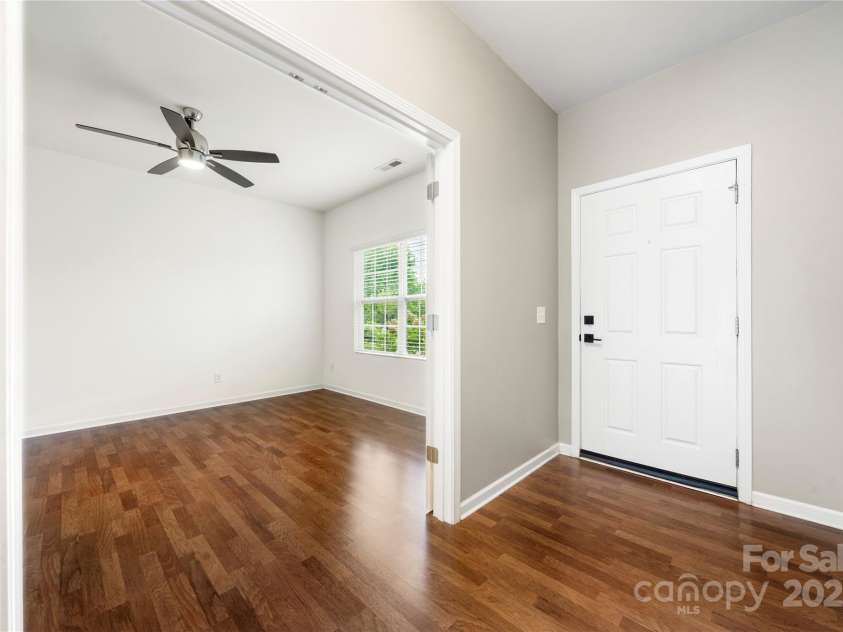 13012 Hunting Birds Lane, Charlotte, NC 28278.  MLS# CAR4247316, YatesRealty ID 9224. 