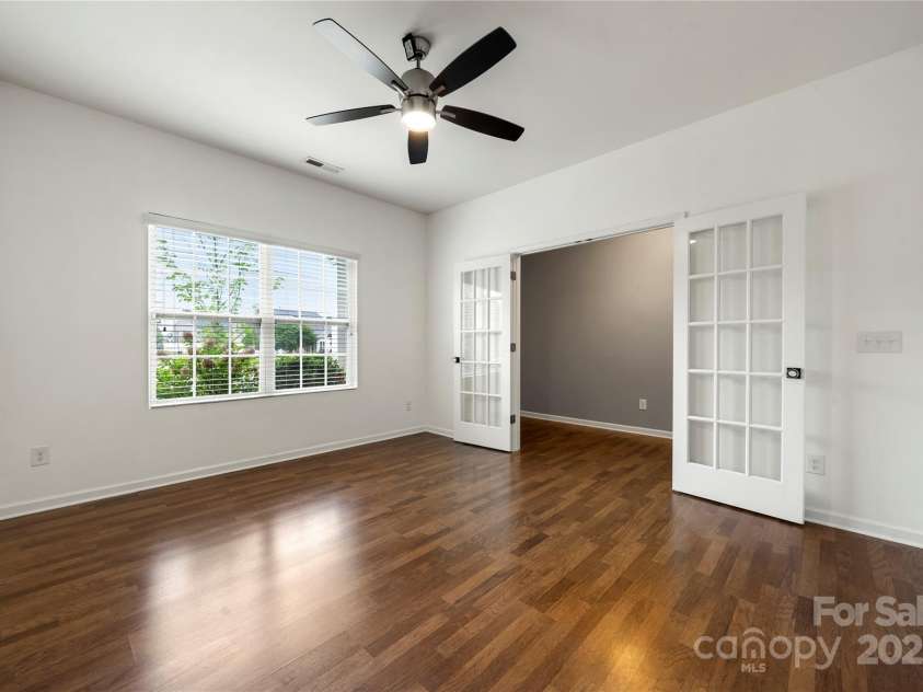 13012 Hunting Birds Lane, Charlotte, NC 28278.  MLS# CAR4247316, YatesRealty ID 9224. 