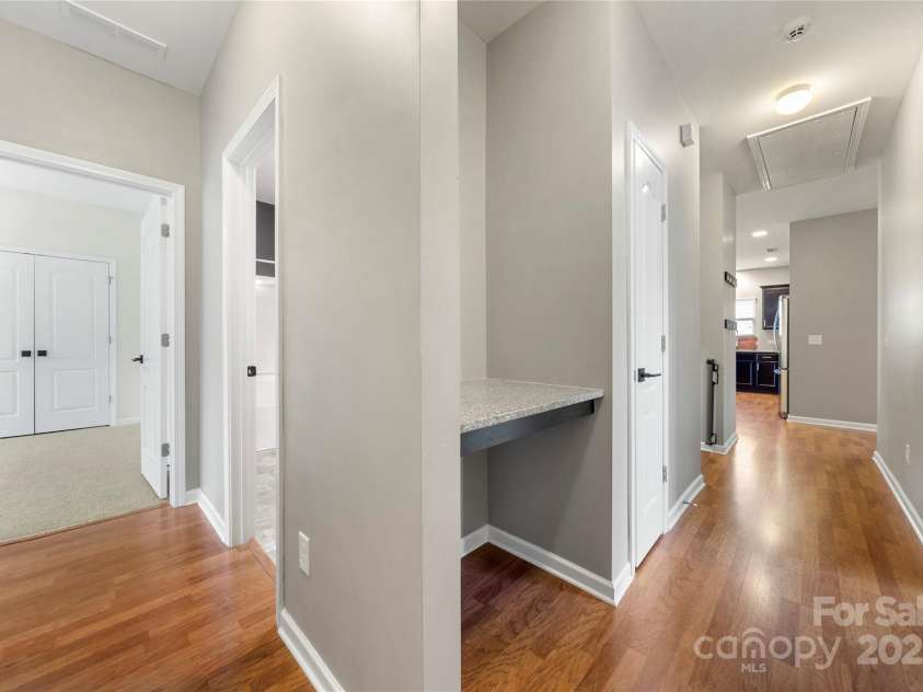 13012 Hunting Birds Lane, Charlotte, NC 28278.  MLS# CAR4247316, YatesRealty ID 9224. 