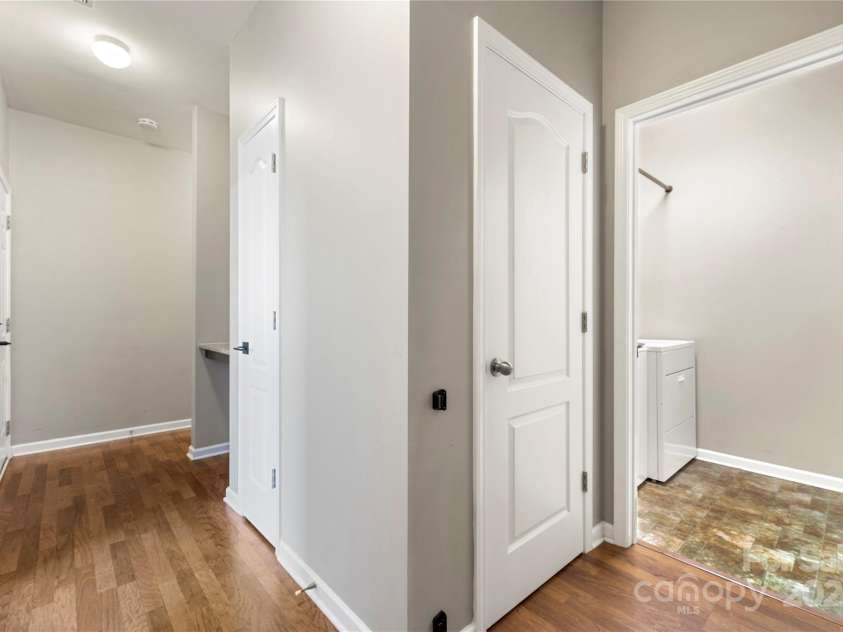 13012 Hunting Birds Lane, Charlotte, NC 28278.  MLS# CAR4247316, YatesRealty ID 9224. 