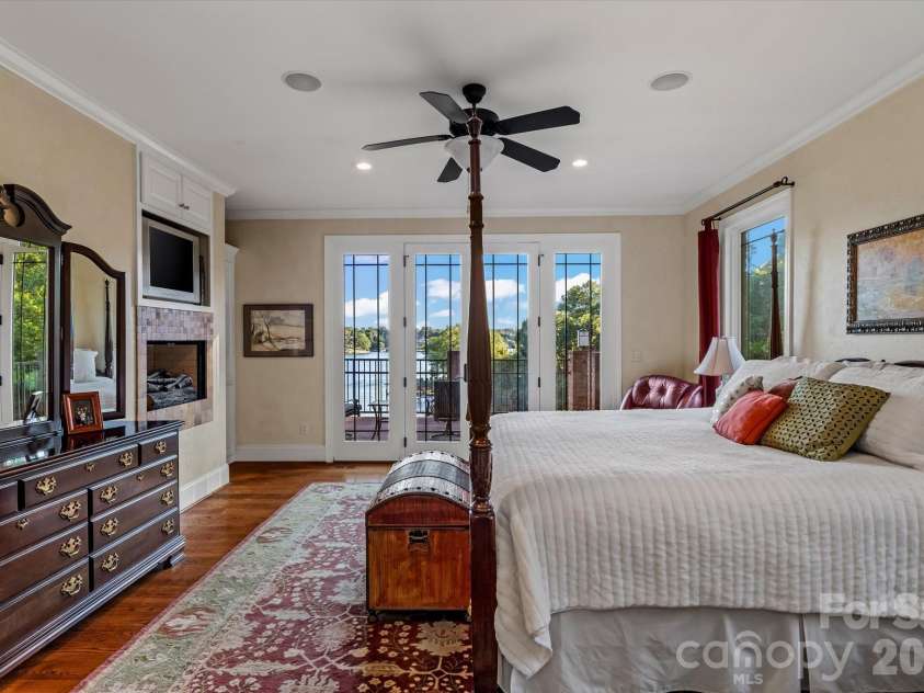 368 Players Ridge Road, Hickory, NC 28601.  MLS# CAR4365846, YatesRealty ID 9224. 