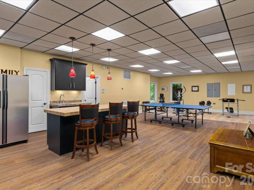 368 Players Ridge Road, Hickory, NC 28601.  MLS# CAR4365846, YatesRealty ID 9224. 