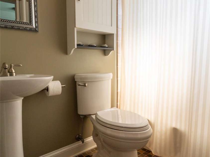 601 Meadowbrook Road, Kings Mountain, NC 28086.  MLS# CAR4241189, YatesRealty ID 9225. 