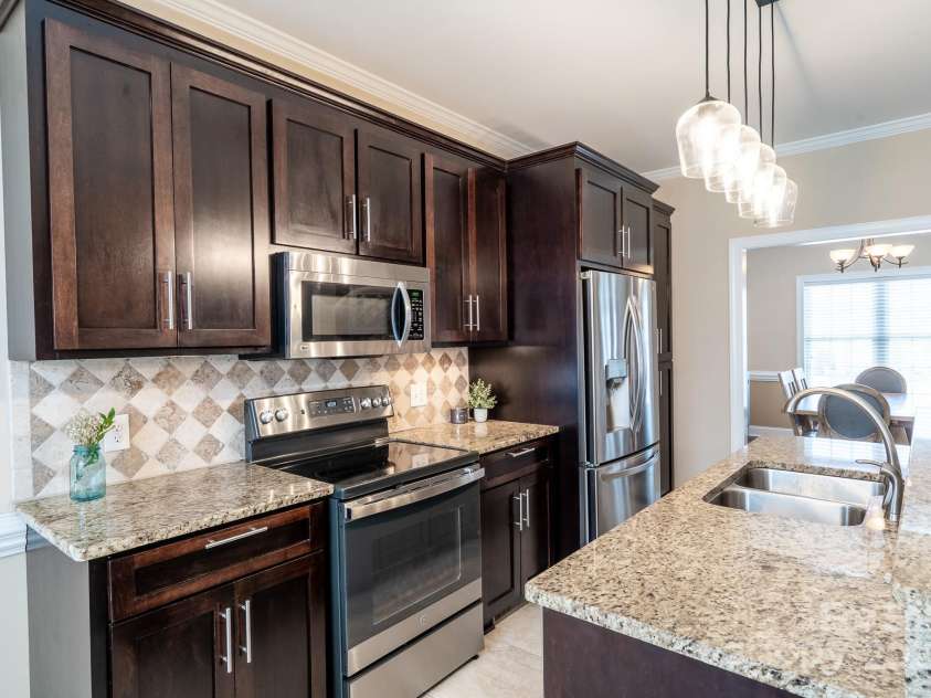 641 Weyburn Drive, Concord, NC 28027.  MLS# CAR4243451, YatesRealty ID 9226. 