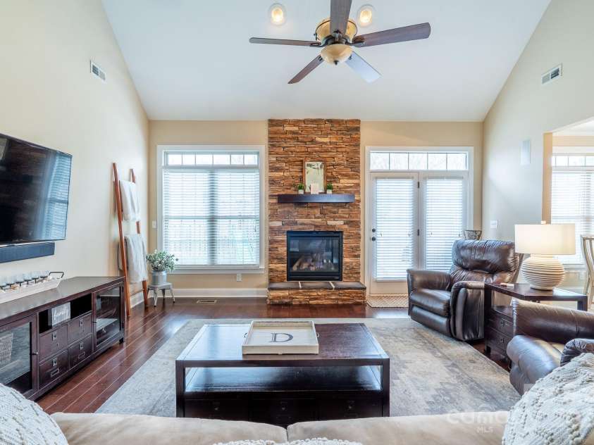 641 Weyburn Drive, Concord, NC 28027.  MLS# CAR4243451, YatesRealty ID 9226. 